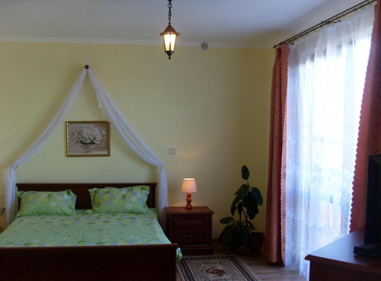 Villa Eden Delux Yanoshi Zimmer foto